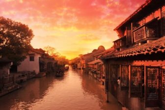Chinese Venice (4 days)